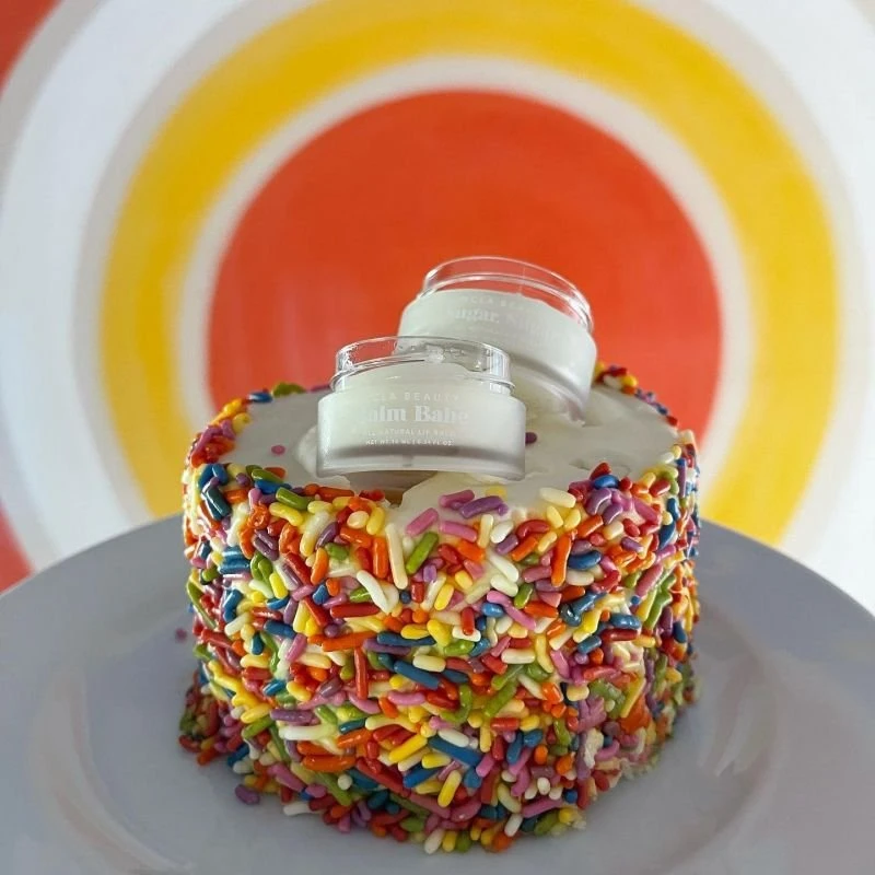 Ncla Beauty NCLA Sugar Sugar Birthday Cake lūpų šveitiklis 15 ml