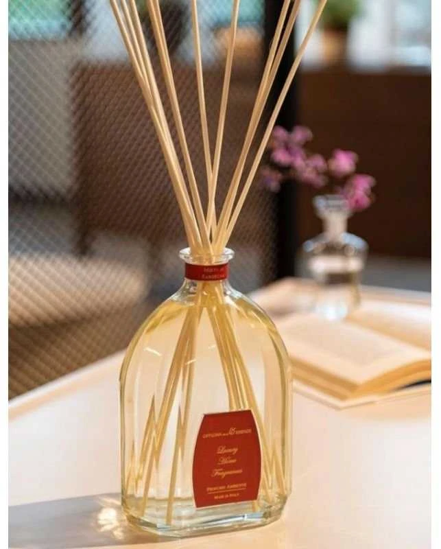 Officina Delle Essenze Legno Di Rosa namų kvapas su lazdelėmis 250 ml