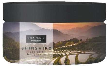 Treatments Shinshiro jūros druskos kūno šveitiklis 450 g
