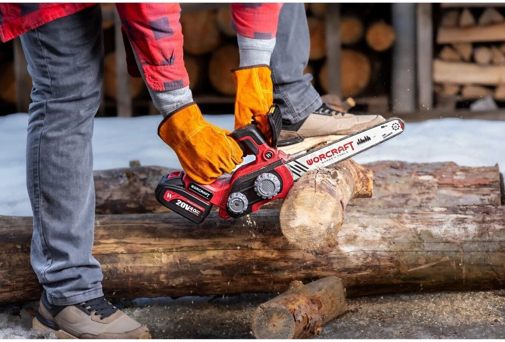 Akumuliatorinis grandininis pjūklas WORCRAFT 20V LI-ION