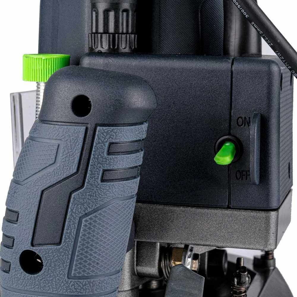 Elektrinė freza Wuber 1600 W su 12 vnt. frezų