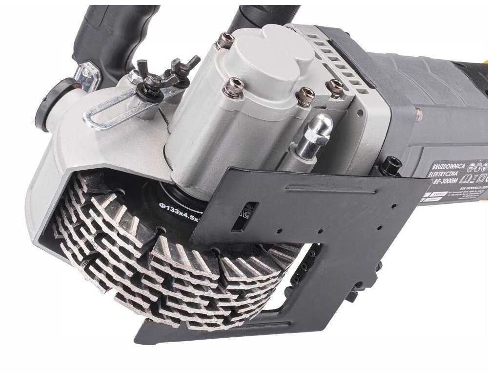 Mūro freza – vagapjovė POWERMAT PM0908 su priedais