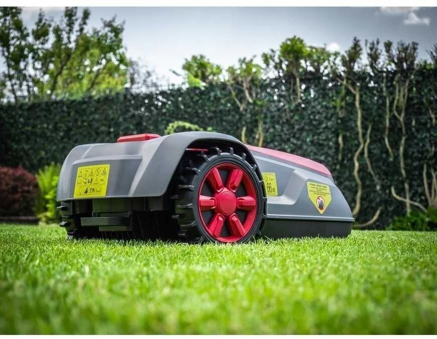 Vejos pjovimo robotas WORCRAFT RLM-20Li