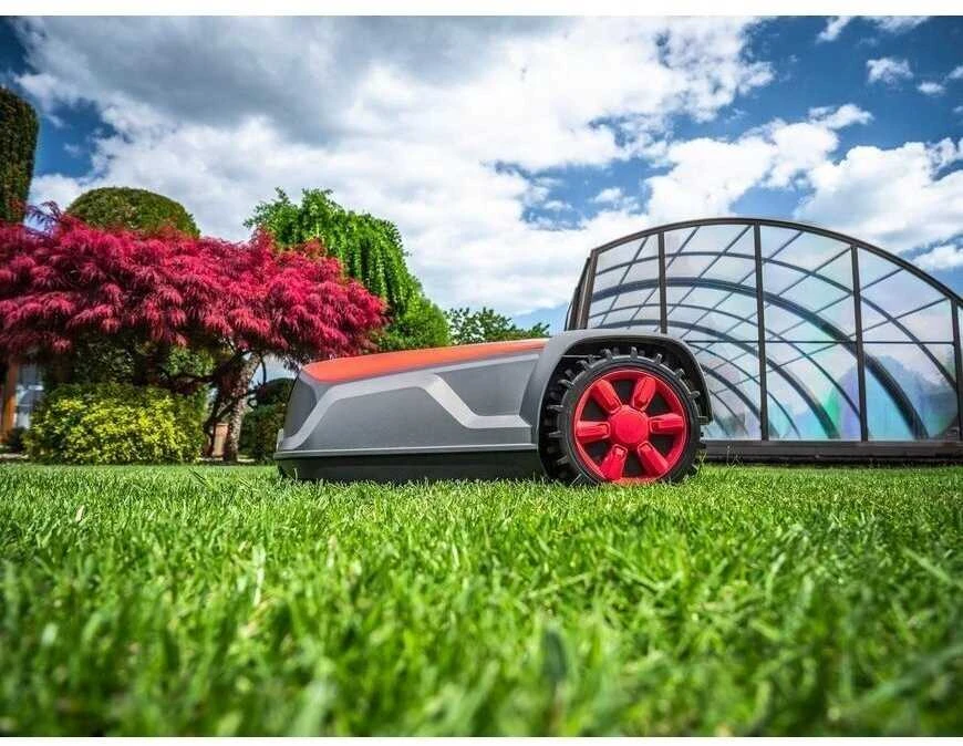 Vejos pjovimo robotas WORCRAFT RLM-20Li