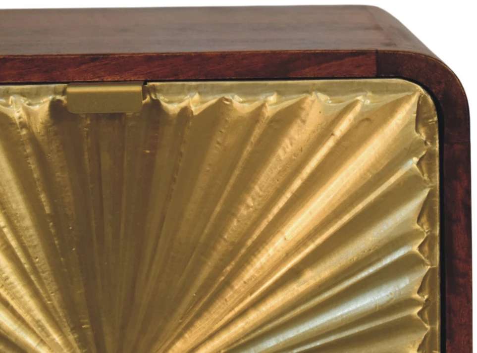 Artisan Furniture Avora mango medienos naktinis staliukas su 2 stalčiais ir žalvario dekoru, kaštono atspalvio