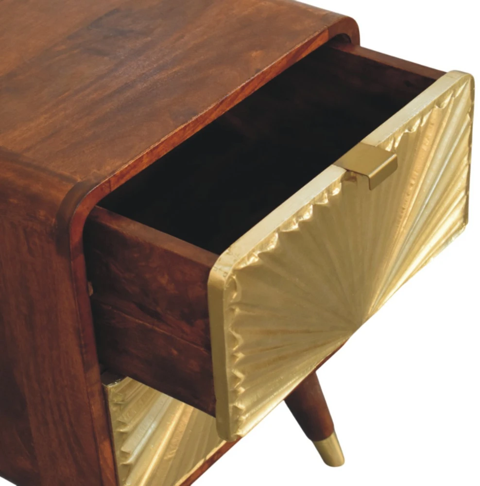 Artisan Furniture Avora mango medienos naktinis staliukas su 2 stalčiais ir žalvario dekoru, kaštono atspalvio