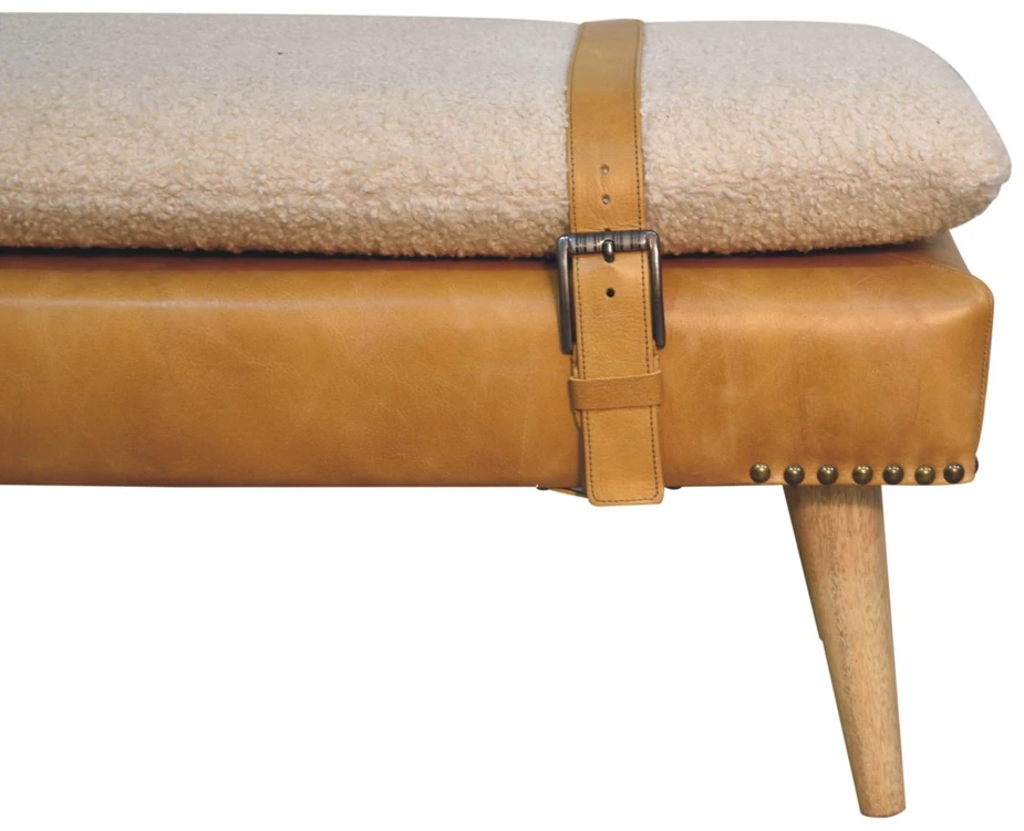 Artisan Furniture Bouclé audinio ir rudos buivolo odos suoliukas