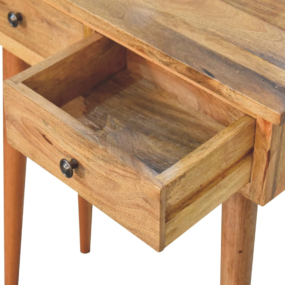 Artisan Furniture Kompaktiškas mango medienos konsolinis staliukas su 2 stalčiais, ąžuolo atspalvio