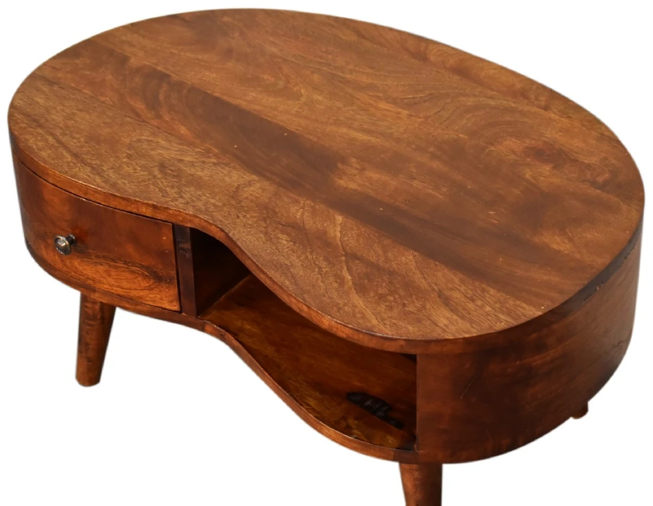 Artisan Furniture Kompaktiškas Wave mango medienos kavos staliukas su stalčiumi ir lentyna, kaštono atspalvio