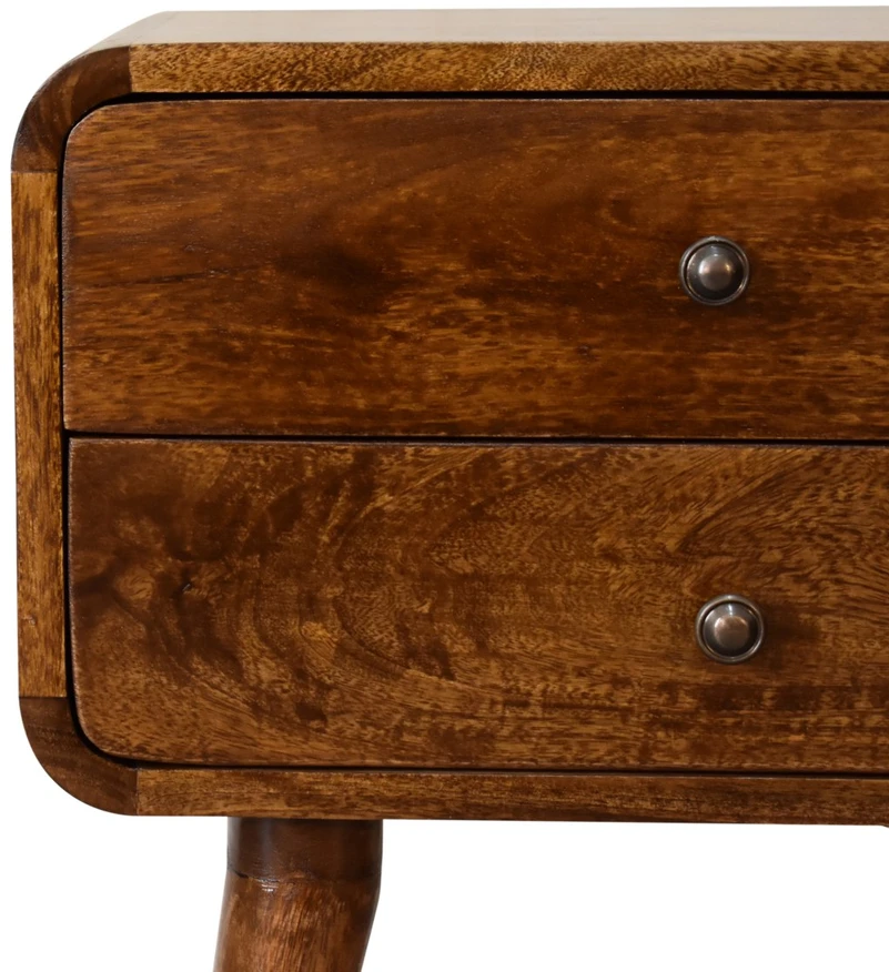 Artisan Furniture Lenktas mango medienos naktinis staliukas su 2 stalčiais, kaštono atspalvio