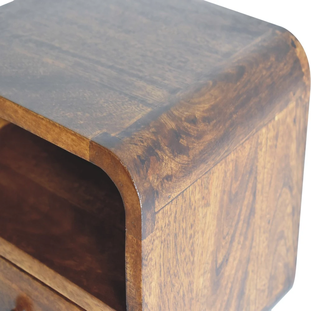 Artisan Furniture Lenktas, riešutmedžio atspalvio mini naktinis staliukas, 30 cm