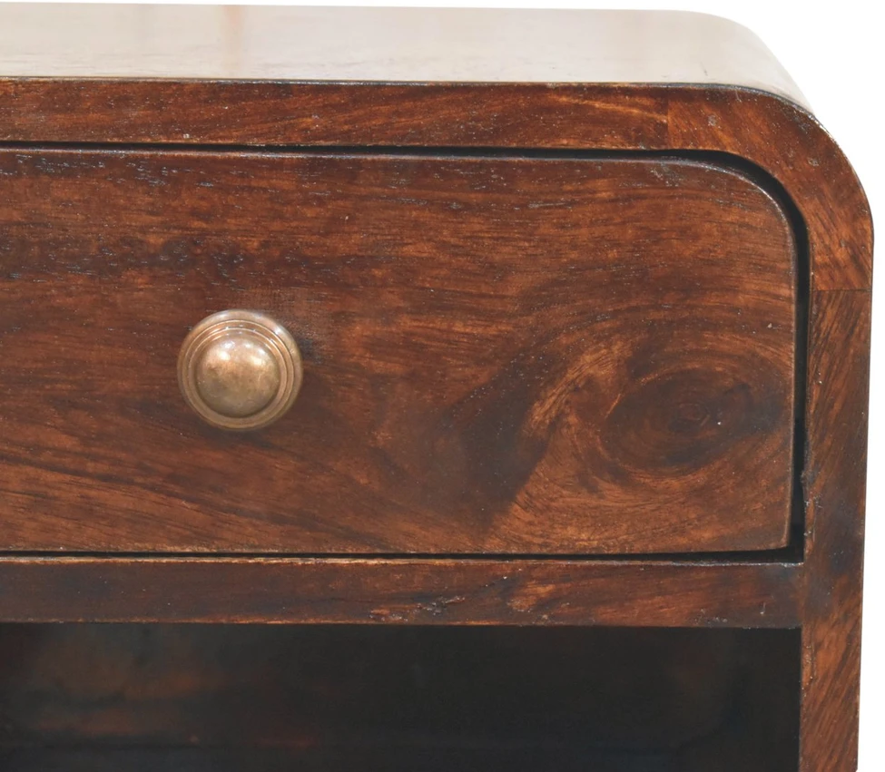 Artisan Furniture Lenktas, riešutmedžio atspalvio mini naktinis staliukas, 30 cm