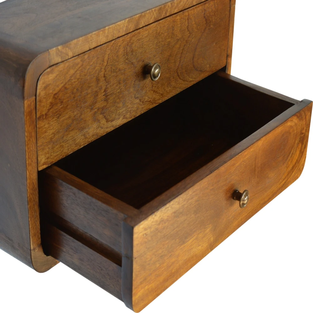 Artisan Furniture Lenktas, riešutmedžio atspalvio naktinis staliukas