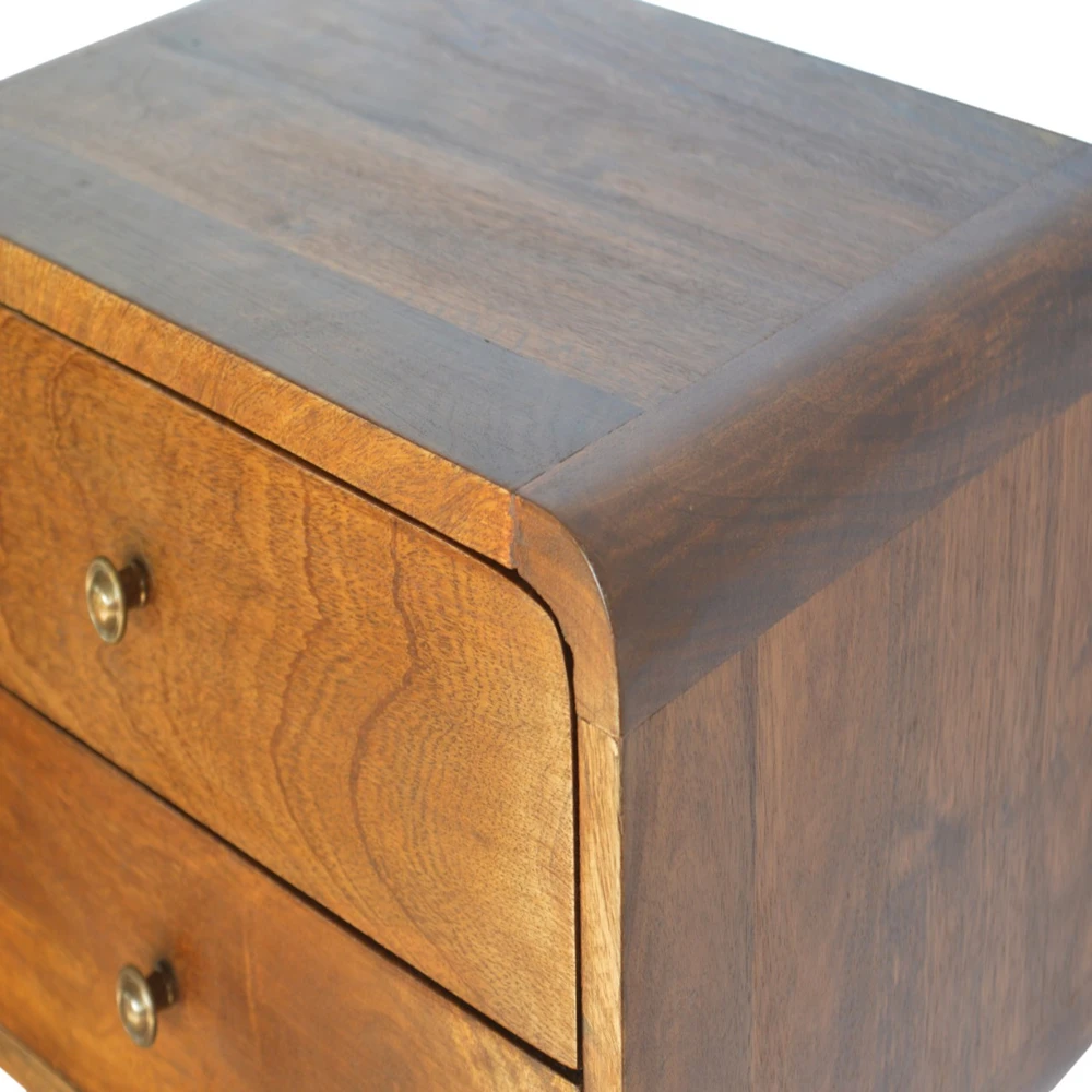 Artisan Furniture Lenktas, riešutmedžio atspalvio naktinis staliukas