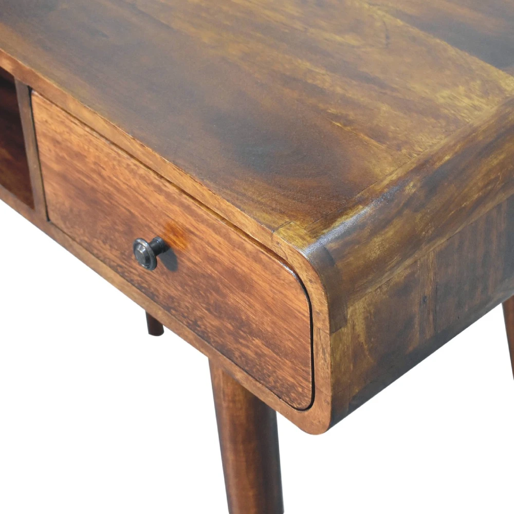 Artisan Furniture Lenktas, riešutmedžio atspalvio rašomasis stalas