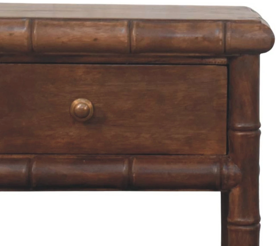 Artisan Furniture Raižyta Bambukinė naktinis staliukas