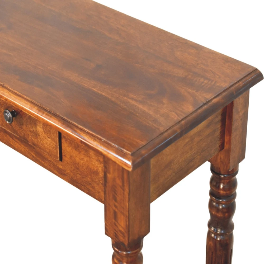 Artisan Furniture Riešutmedžio atspalvio konsolinis staliukas su tekintomis kojomis su 3 stalčiais