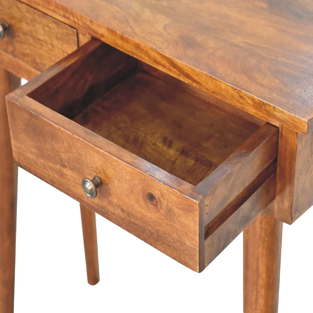 Artisan Furniture Riešutmedžio atspalvio mini konsolinis staliukas, 70 cm