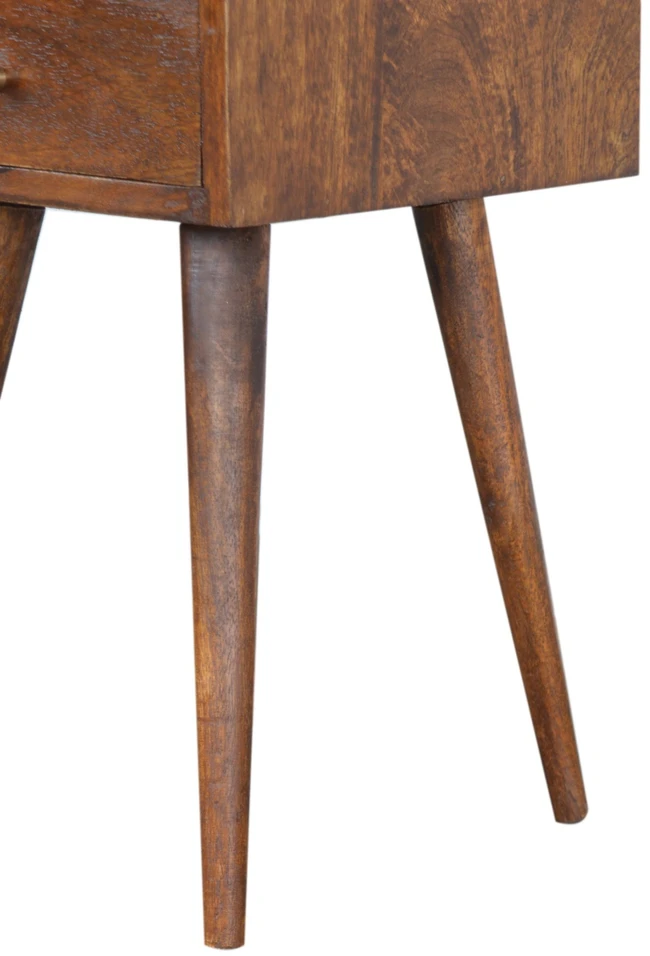 Artisan Furniture Riešutmedžio Mini naktinis staliukas
