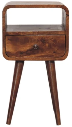 Artisan Furniture Kompaktiškas lenktas mango medienos naktinis staliukas su stalčiumi ir lentyna, kaštono atspalvio