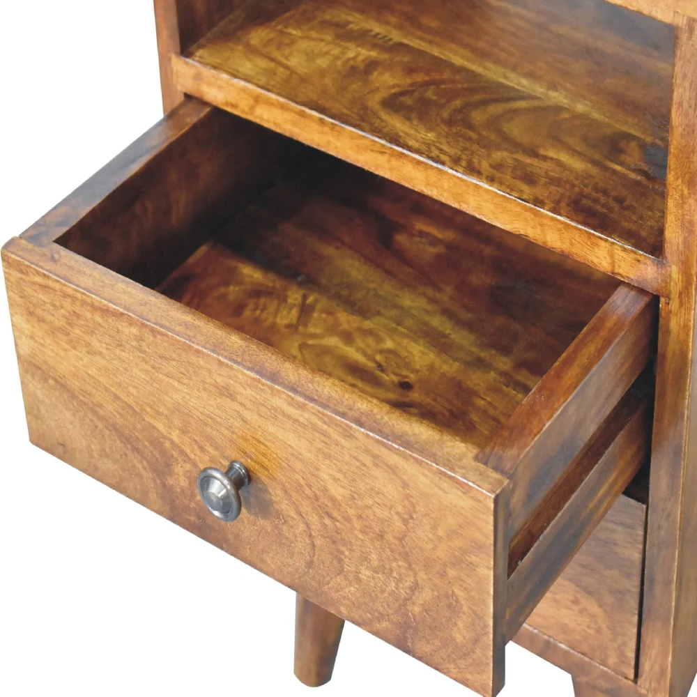 Artisan Furniture Riešutmedžio Mini naktinis staliukas