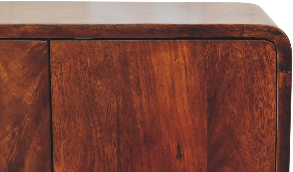 Artisan Furniture Riešutmedžio atspalvio mini spintelė