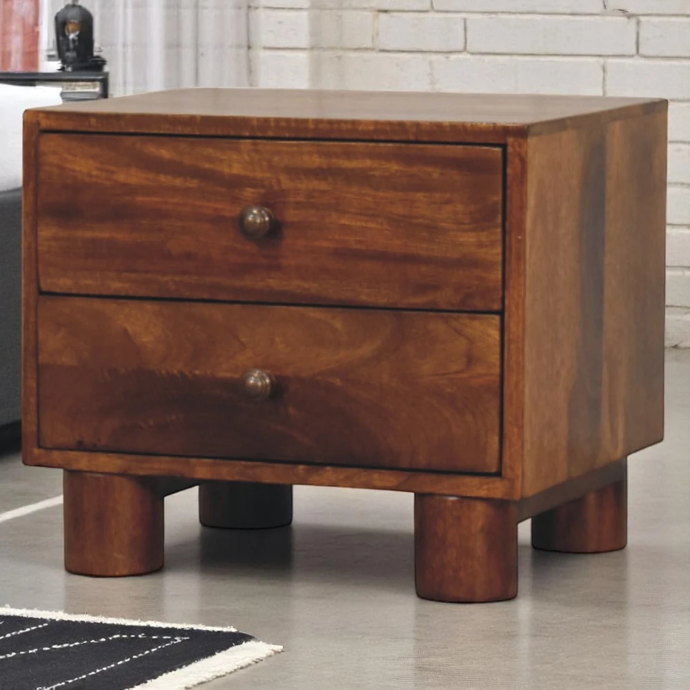 Artisan Furniture Tula mango medienos naktinis staliukas su 2 stalčiais, kaštono atspalvio