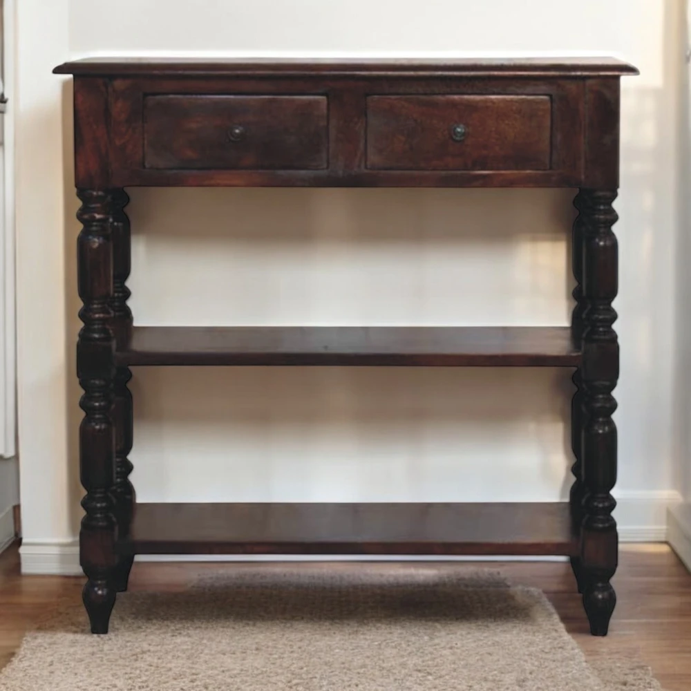 Artisan Furniture Vyšnios atspalvio šoninis staliukas su tekintomis kojelėmis