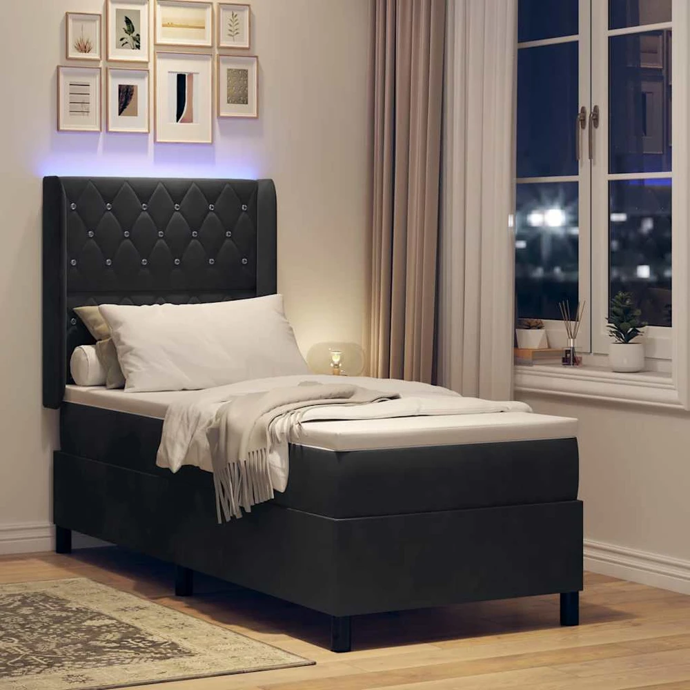 Kiemas lova su čiužiniu su LED Juoda 80 x 200 cm Aksomas