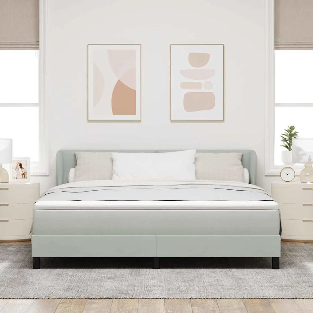 Kiemas lova su galvūgalio Šviesiai pilka 180 x 200 cm Aksomas