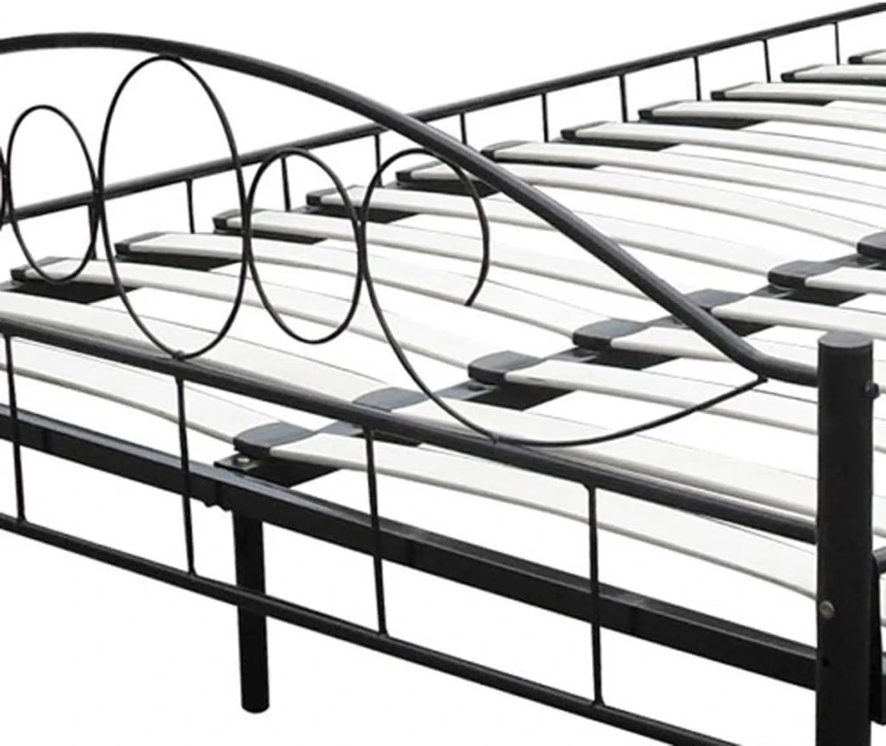 Lova su čiužiniu, juodos sp., 180x200cm, metalas