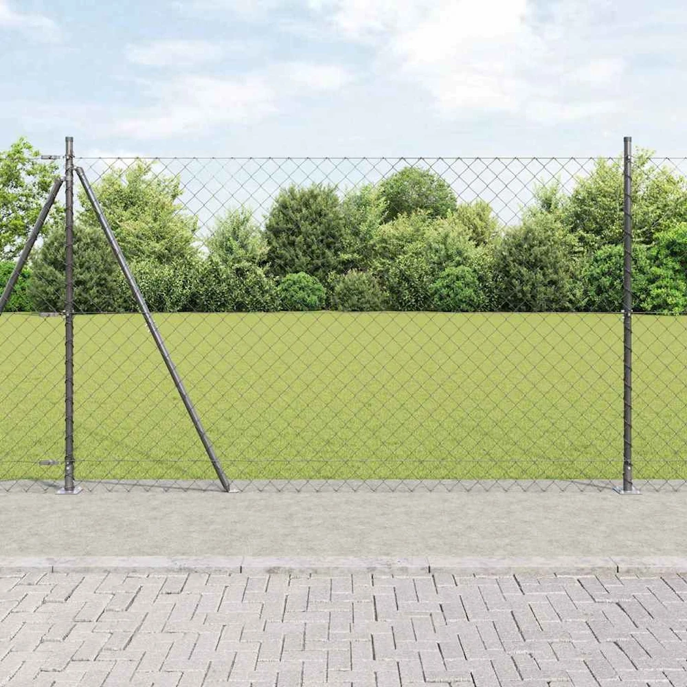 Grandininė tvora su betono baze 25 x 1,6 m PVC dengtas plienas