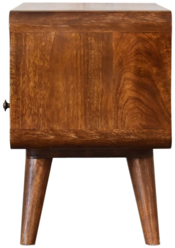 TV staliukas Artisan Furniture Lenkta Riešutmedžio Mini TV spintelė su 2 stalčiais