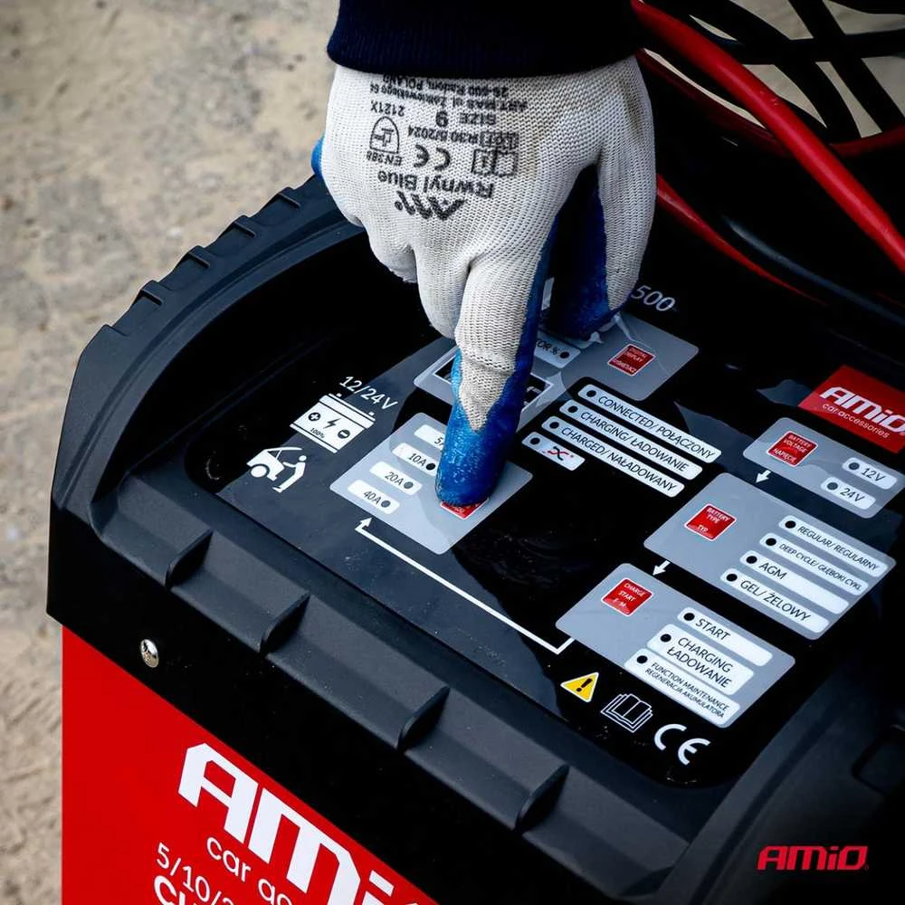 Akumuliatoriaus įkroviklis su užvedimo funkcija 12/24V MAX 40A, startas 300A, AMIO-04500