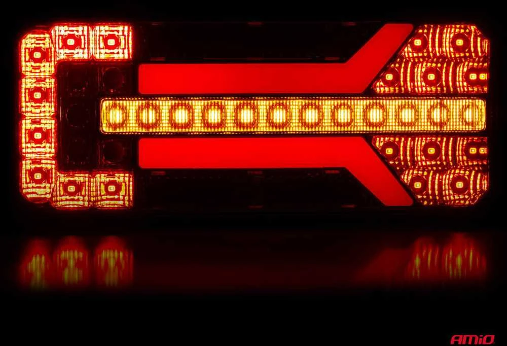 Amio RCL-01-LR dešinis LED žibintas su dinamine šviesa
