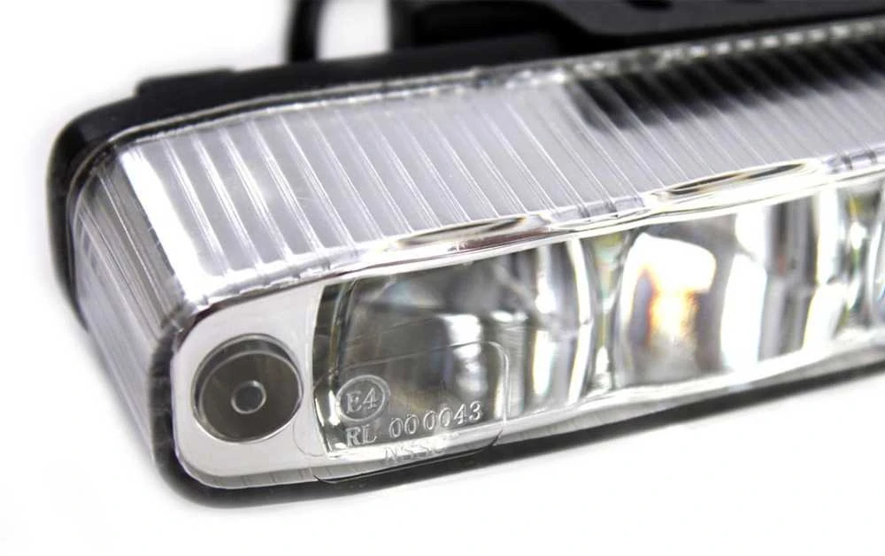 Amio Dienos šviesos žibintai DRL 506HP