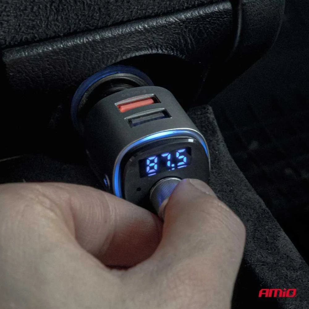 Automobilinis FM siųstuvas, 2×USB-A Micro SD 12V 24V AMIO-04654