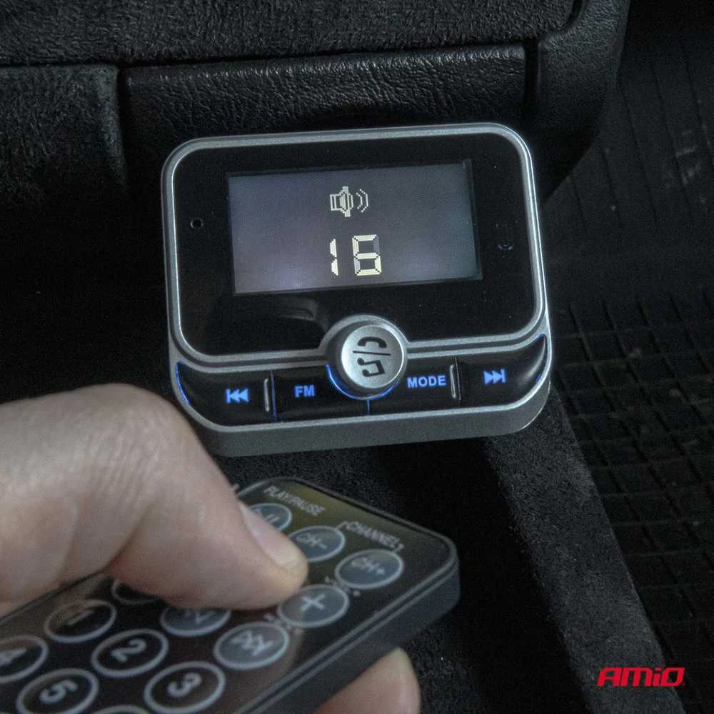 Automobilinis FM siųstuvas su pulteliu, 2×USB-A 12V 24V AMIO-04657