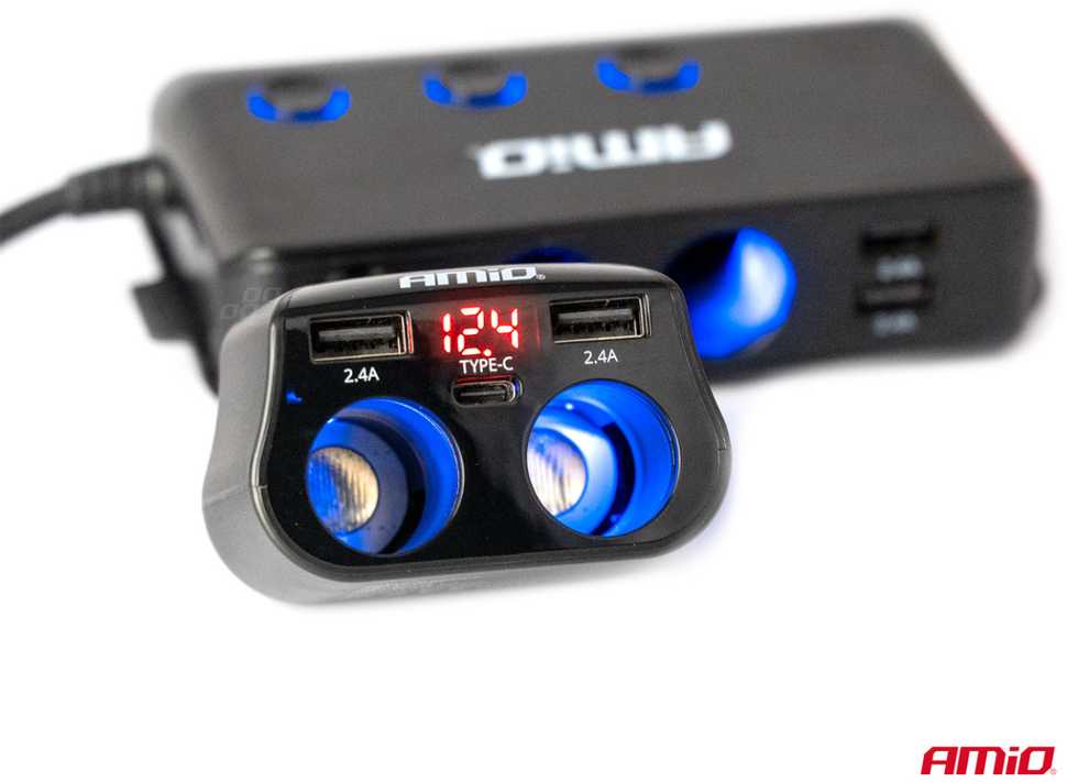 Dvigubas automobilio maitinimo lizdas 2x USB + 1x USB-C 12/24V, max 200W, AMIO-04173
