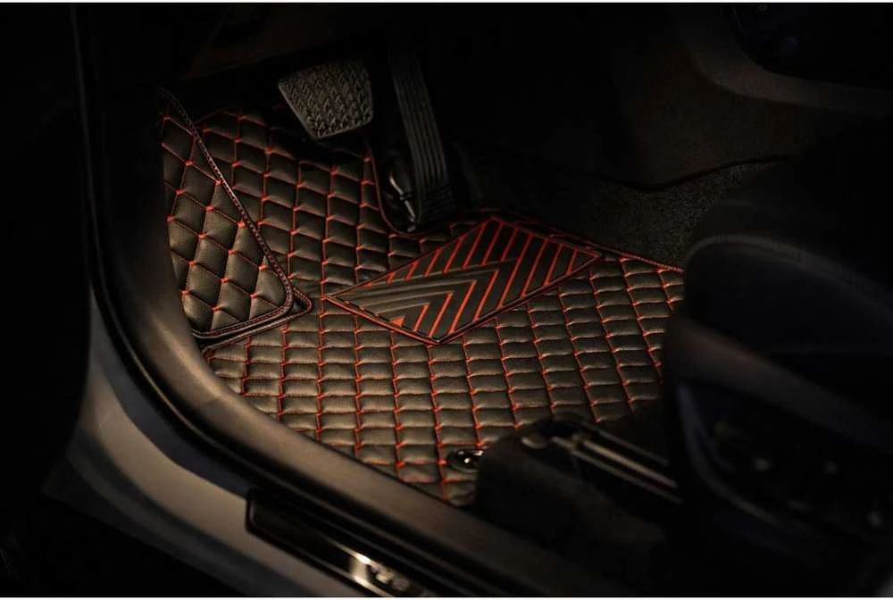 Eko odos kilimėliai QuiltyMats FORD FOCUS C-MAX 2003-2010m. (Juoda / raudonos siūlės)