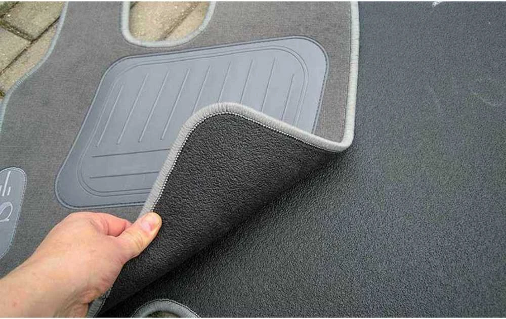 ES Kilimėliai COMFORT Renault MAGNUM manual NS sp-34cm / nuo 1996m.- (2vnt.)