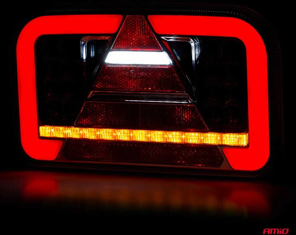 LED Kombinuota galinė lempa AMiO RCL-03-R dynamic, dešinė