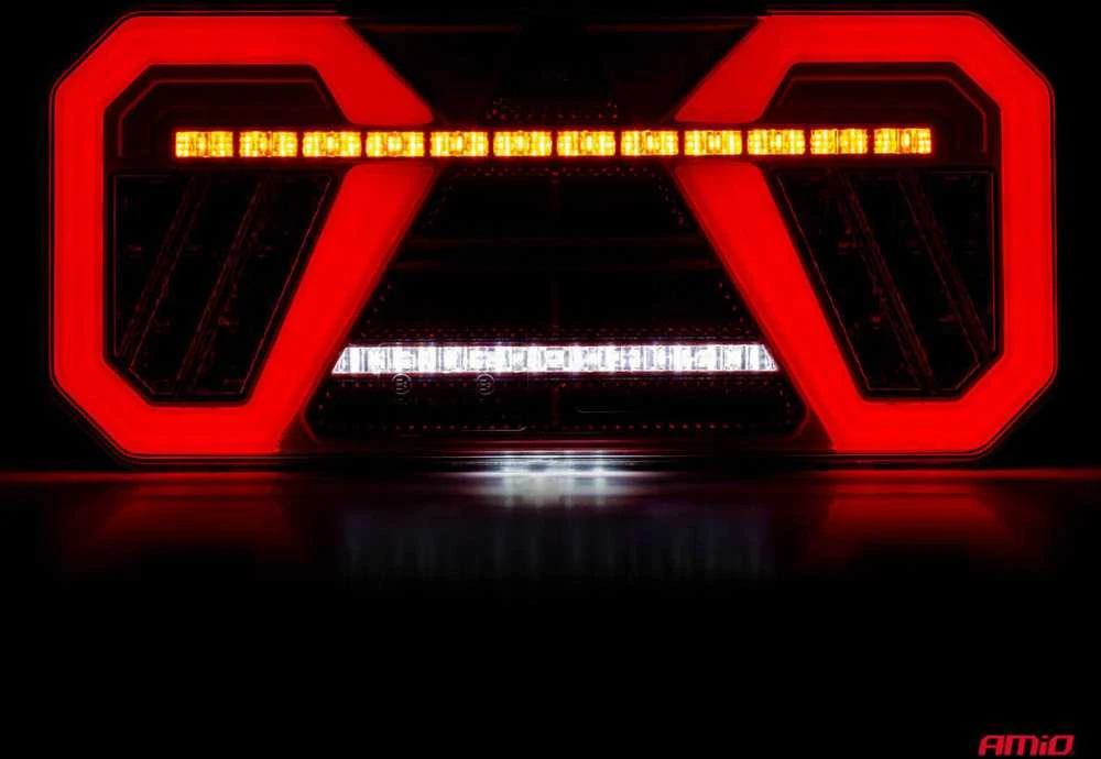 AMiO RCL-04-R galinė lempa su įjungtu LED apšvietimu