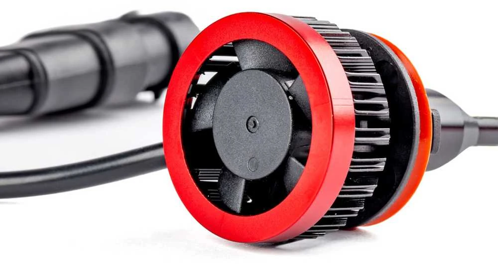 Amio LED BF lemputės H8, H9, H11 Komplektas 2vnt. +400%