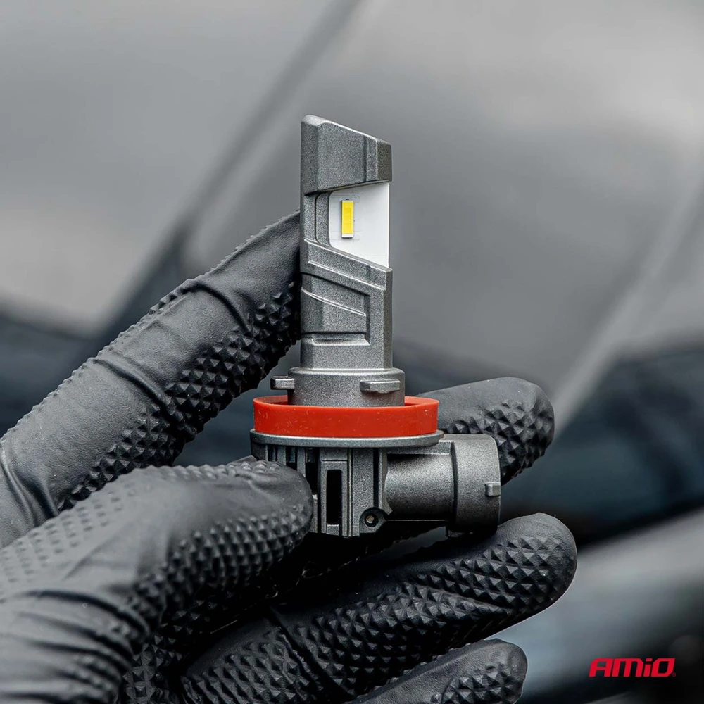 Żarówki samochodowe ledr su homologacją drogową r37 e-mark h11 pnp fan 18w amio-05120