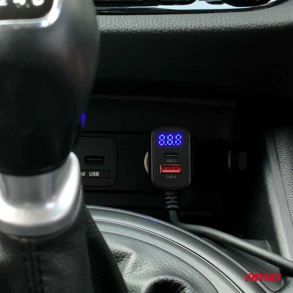 Lizdo skirstytuvas 12/24V su 3x USB-A, USB-C, QC3.0, PD3.0 148W AMIO-04836