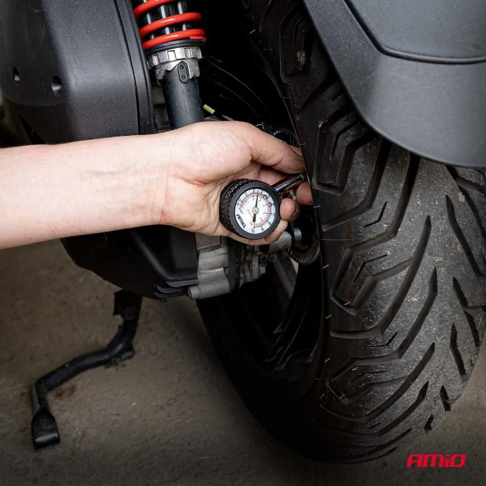Mechaninis manometras su sukama galvute ir išleidimo vožtuvu 7 bar AMIO-04469