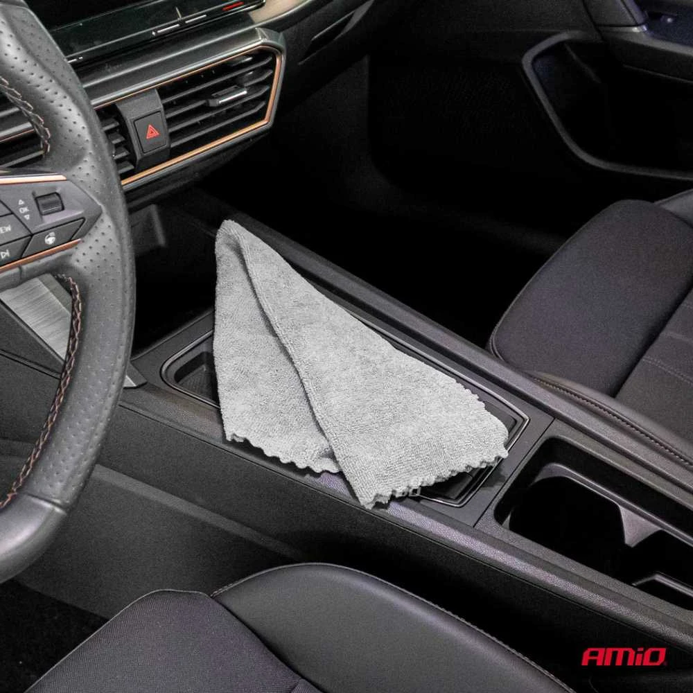 Mikropluošto šluostė automobilio salono valymui