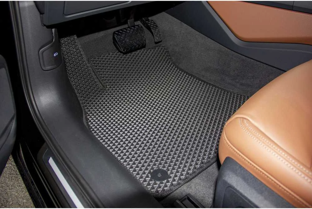 Evatech Polimeriniai EVA kilimėliai Mitsubishi Eclipse Cross nuo 2017m.