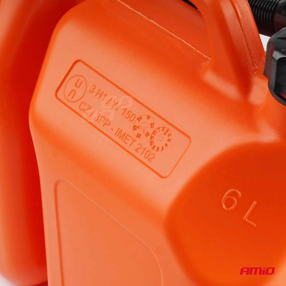 Plastikinis dviejų skyrių kuro kanistras 6 L + 2,5 L AMIO-03208